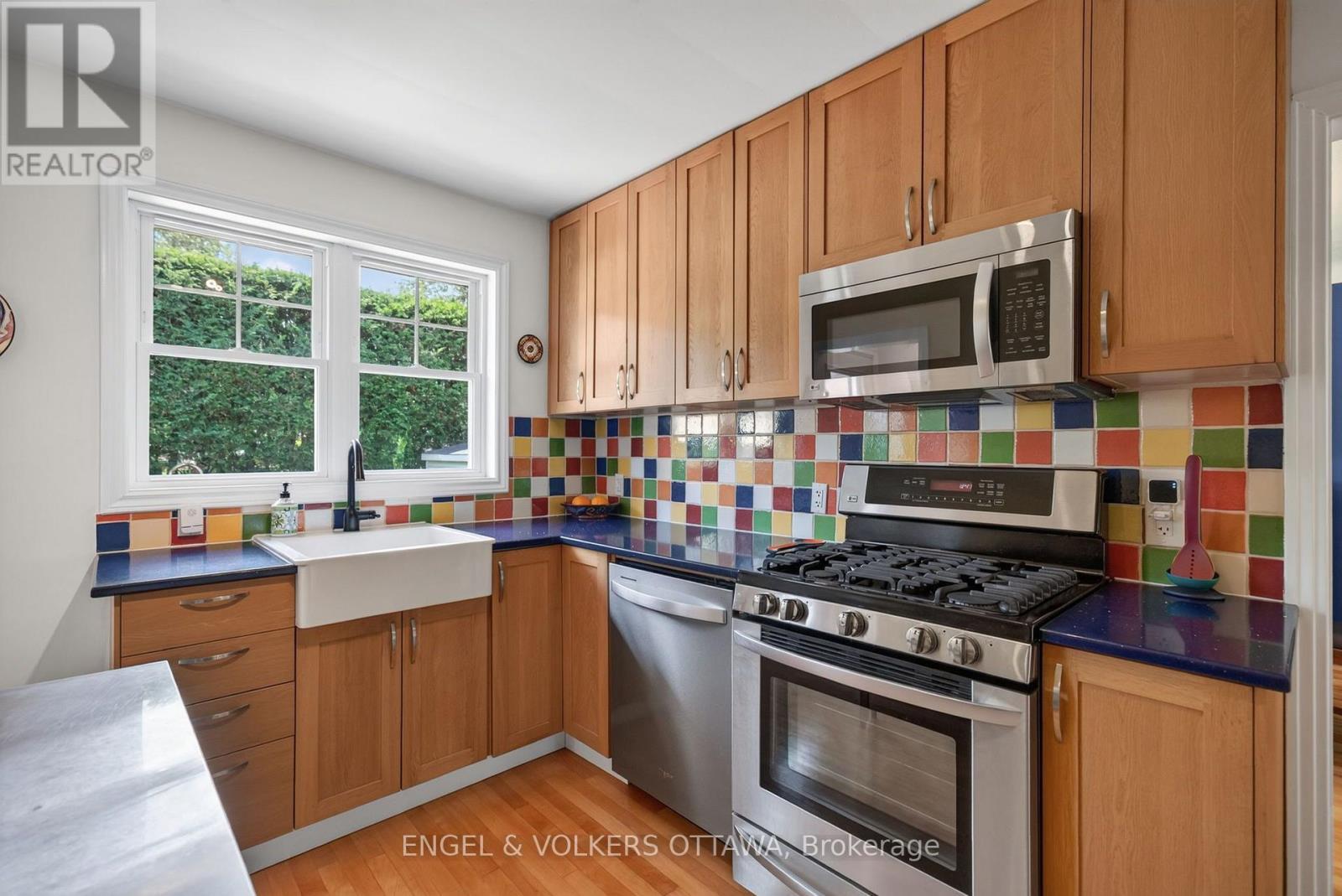 134 Rachael Avenue, Ottawa, ON - Indoor Photo Showing Kitchen