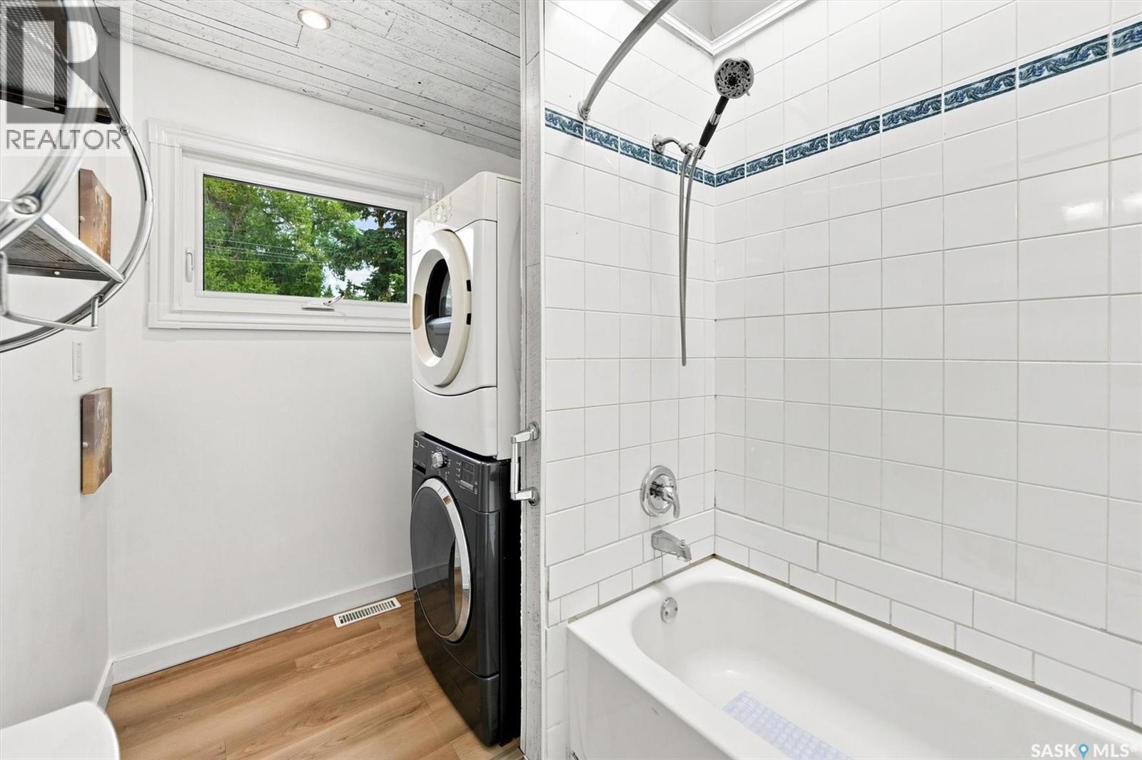 1315 Wilson Crescent, Saskatoon, SK - Indoor Photo Showing Laundry Room