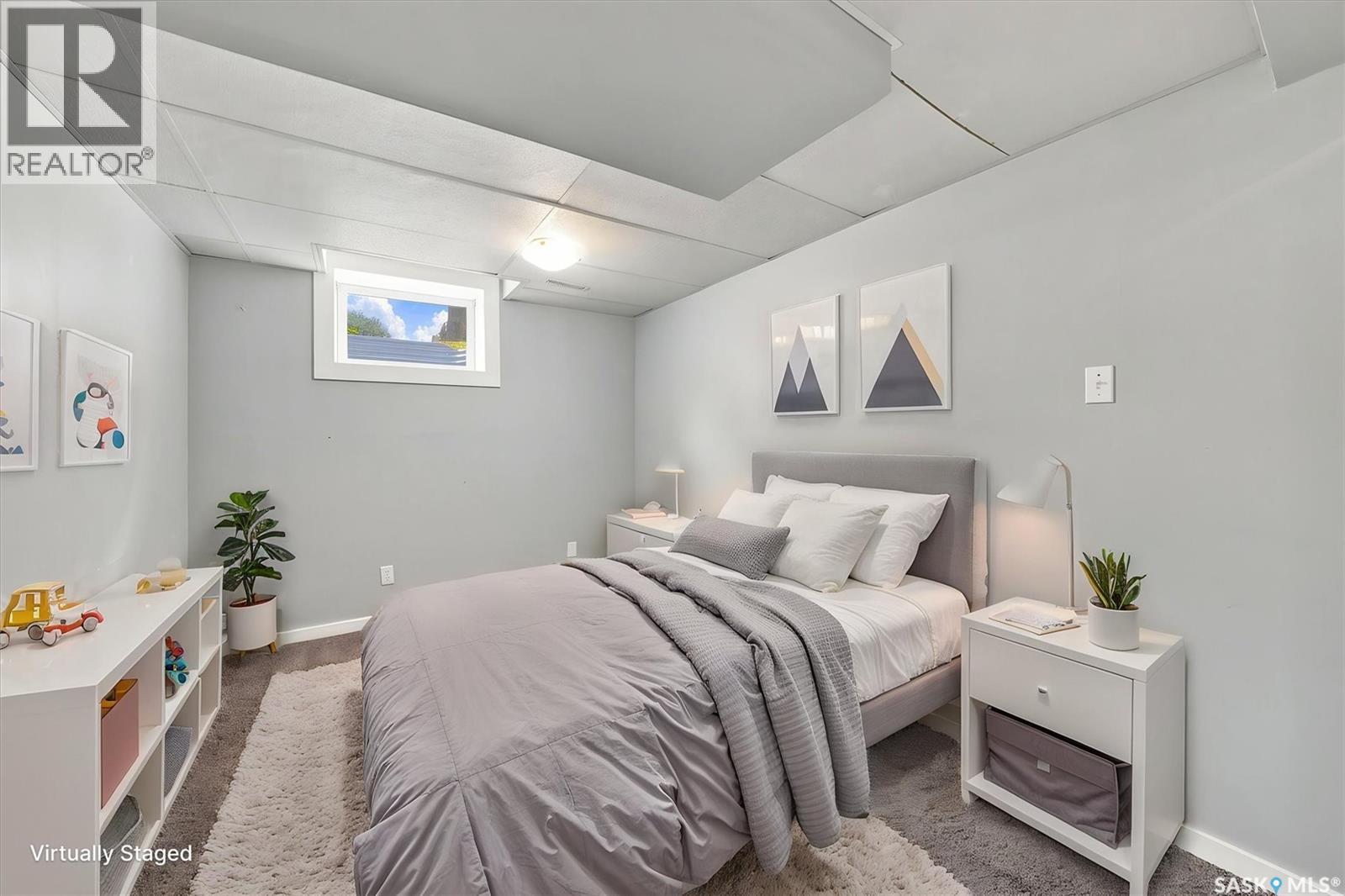 1315 Wilson Crescent, Saskatoon, SK - Indoor Photo Showing Bedroom