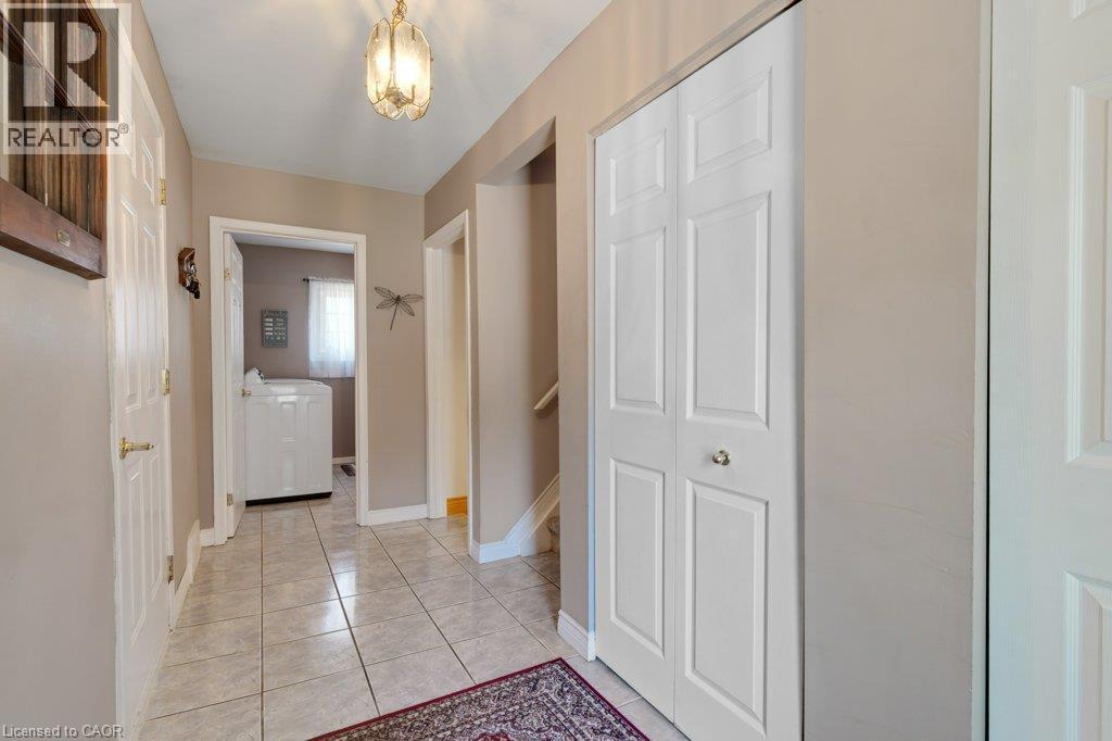 236 Winston Boulevard, Cambridge, ON - Indoor Photo Showing Other Room