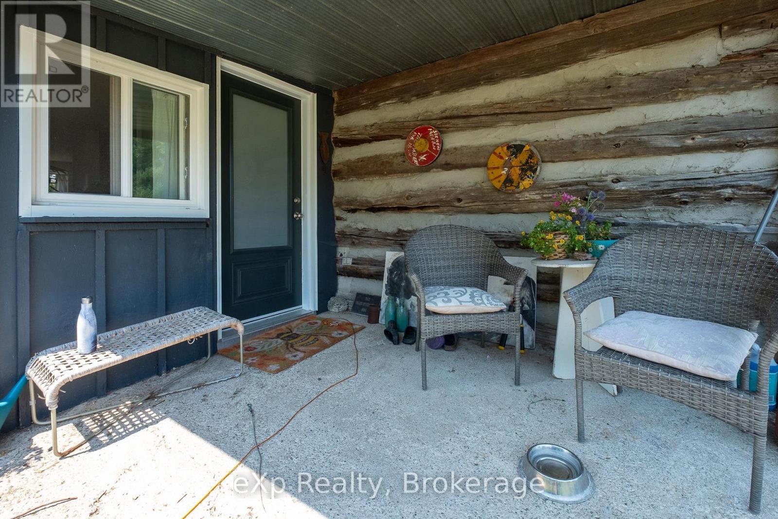 742649 Sideroad 4B, Chatsworth, ON - Outdoor With Deck Patio Veranda
