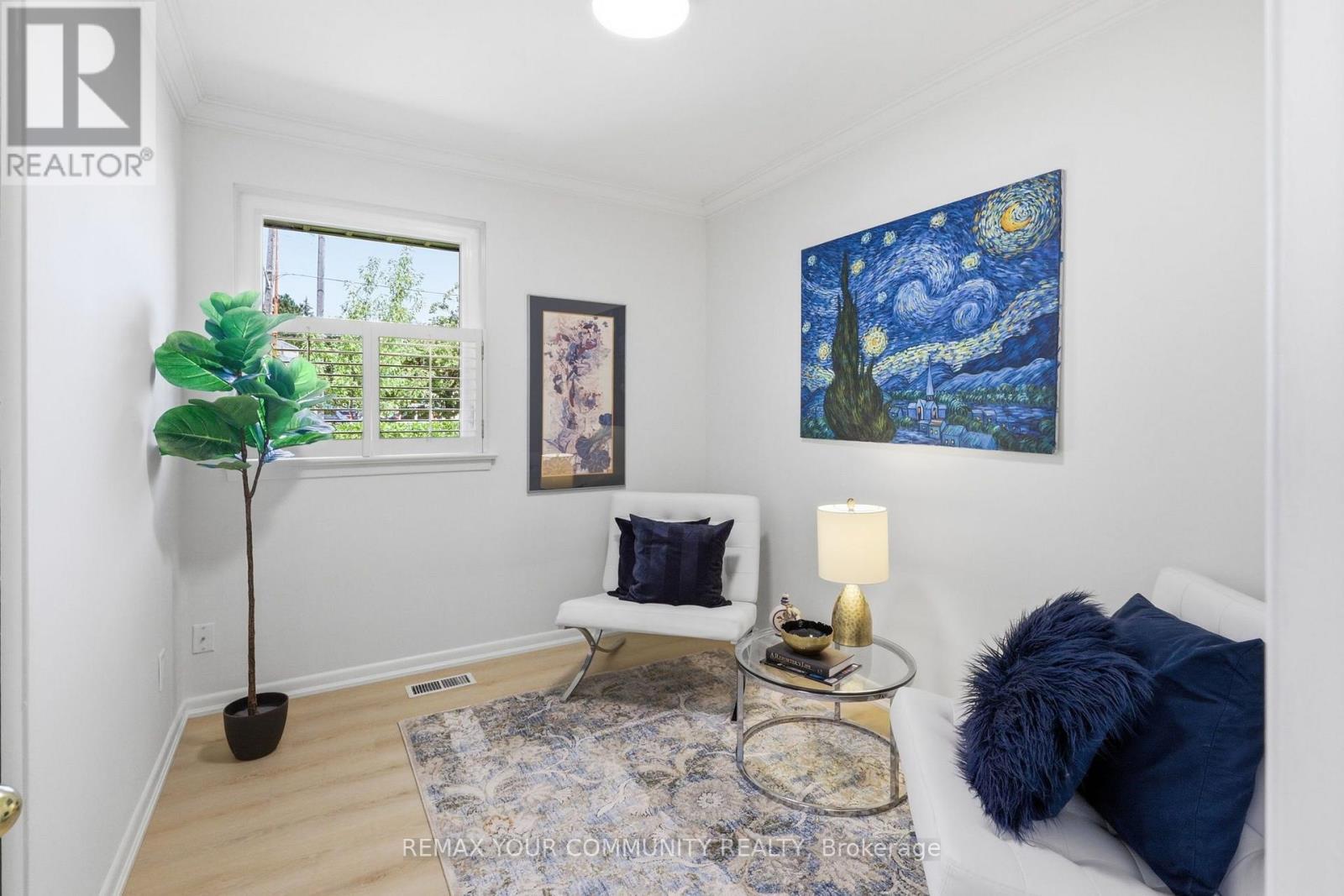 2 Doonaree Drive, Toronto, ON - Indoor