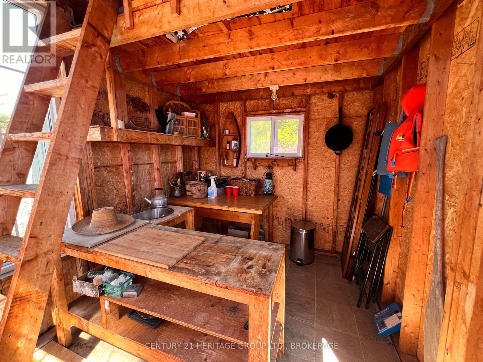 2355 Raymo Road, Frontenac (Frontenac Centre), ON - Indoor Photo Showing Other Room