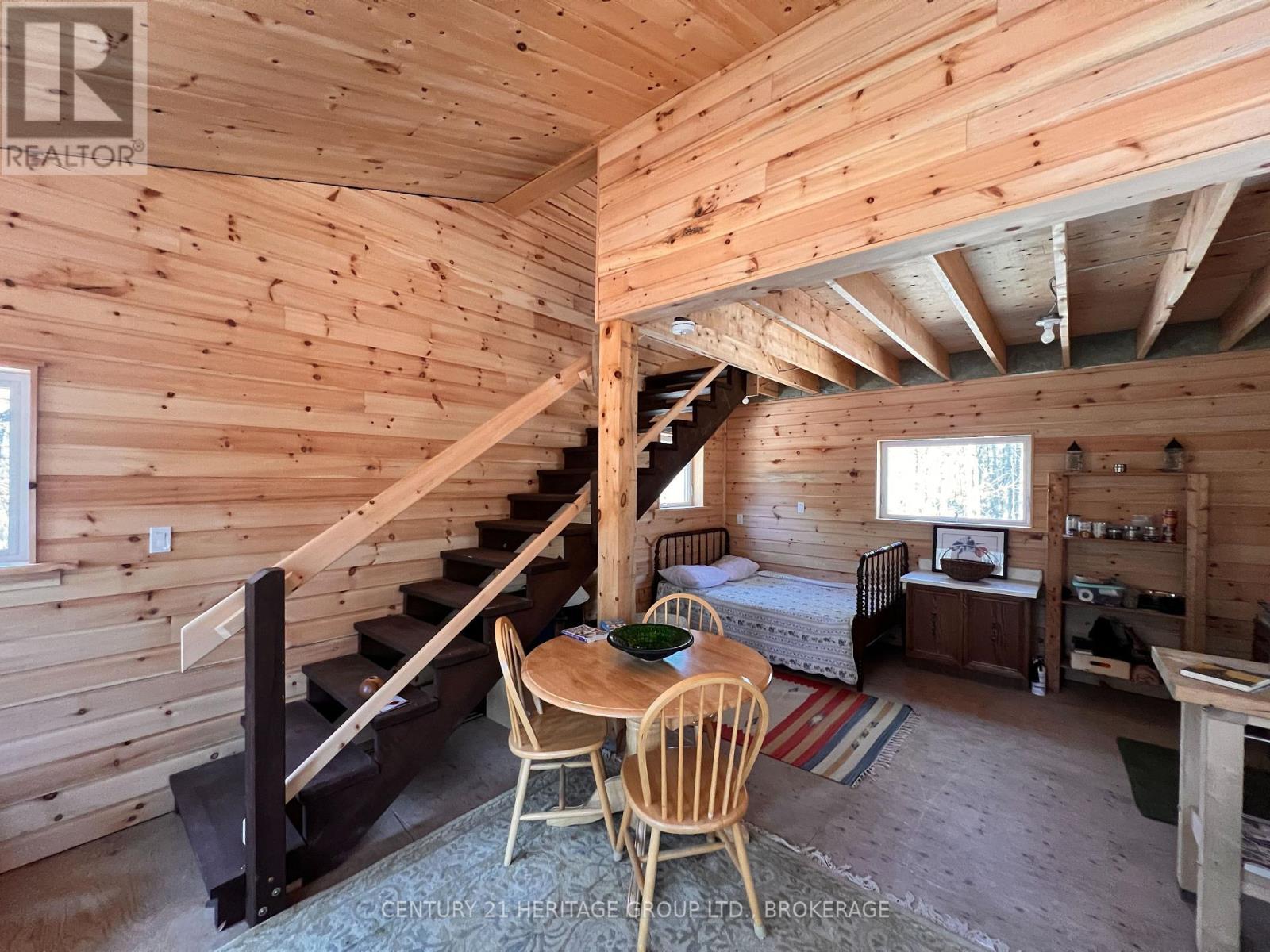2355 Raymo Road, Frontenac (Frontenac Centre), ON - Indoor Photo Showing Other Room
