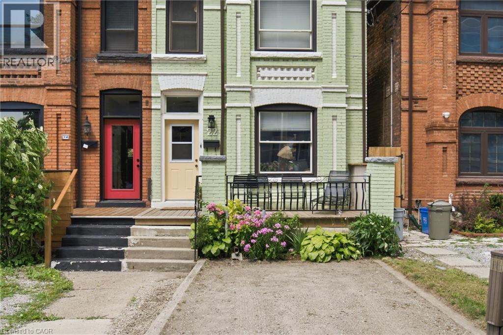 22 Spring Street, Hamilton, ON - Outdoor With Facade