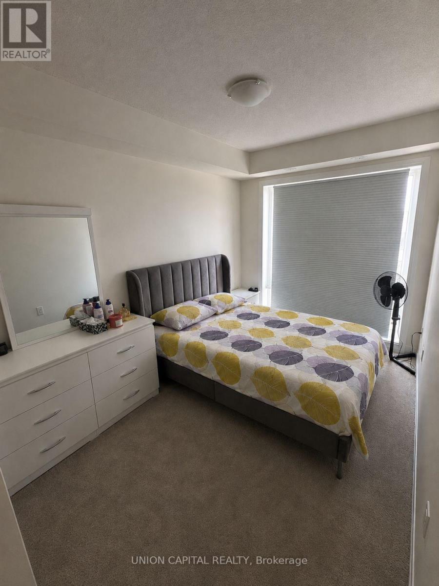 20 - 10 Liben Way, Toronto, ON - Indoor Photo Showing Bedroom