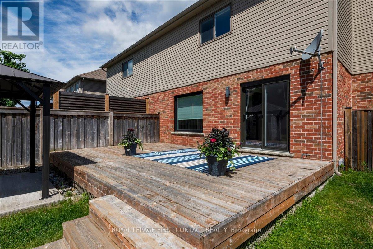 Back Deck - 182 Banting Crescent, Essa, ON - Outdoor With Deck Patio Veranda With Exterior