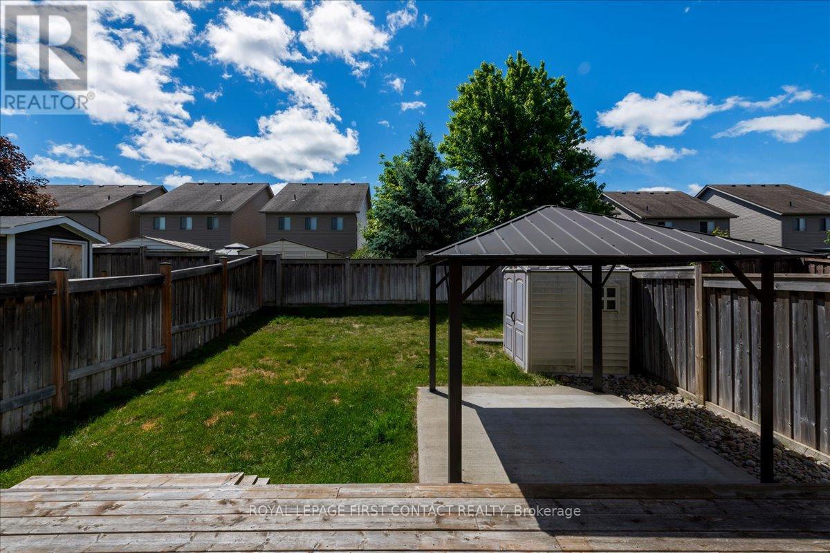 Gazebo - 182 Banting Crescent, Essa, ON - Outdoor