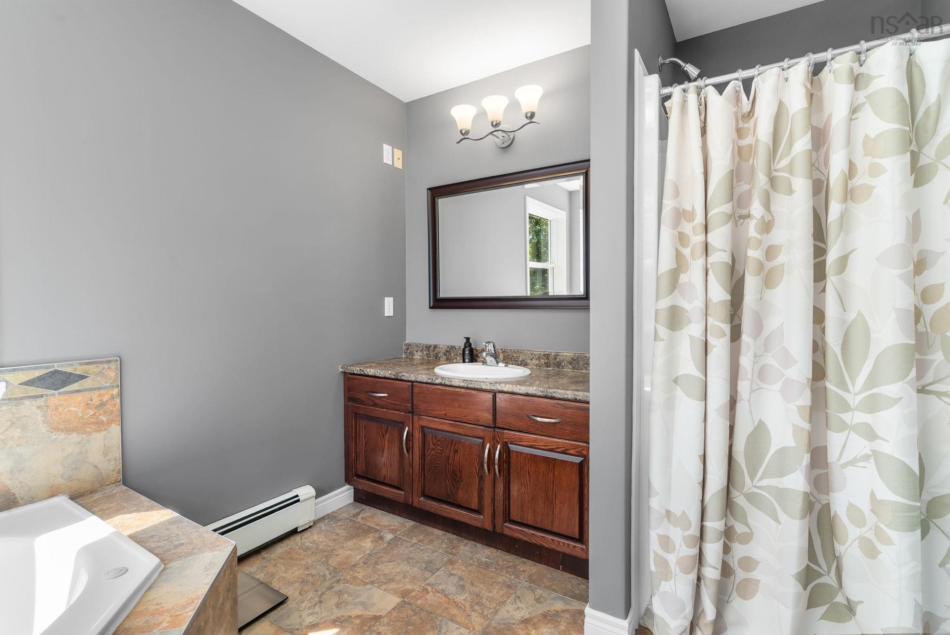 76 Old Mill Road, Hammonds Plains, NS - Indoor Photo Showing Bathroom