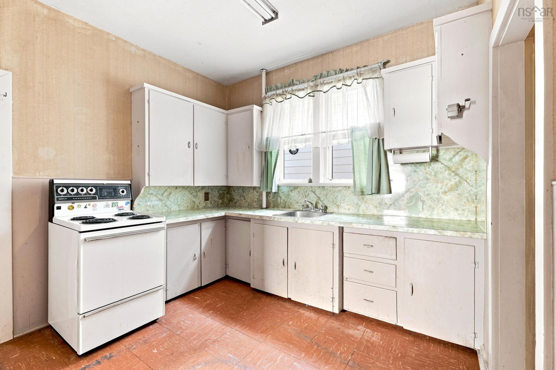 6301 Lawrence Street, Halifax, NS