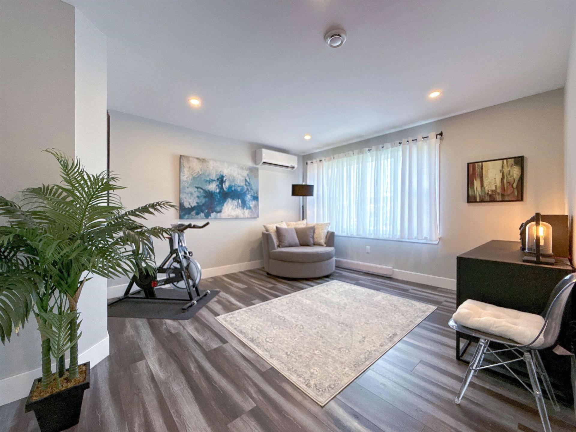 34 Waters Edge Lane, Cornwall, PE - Indoor Photo Showing Living Room