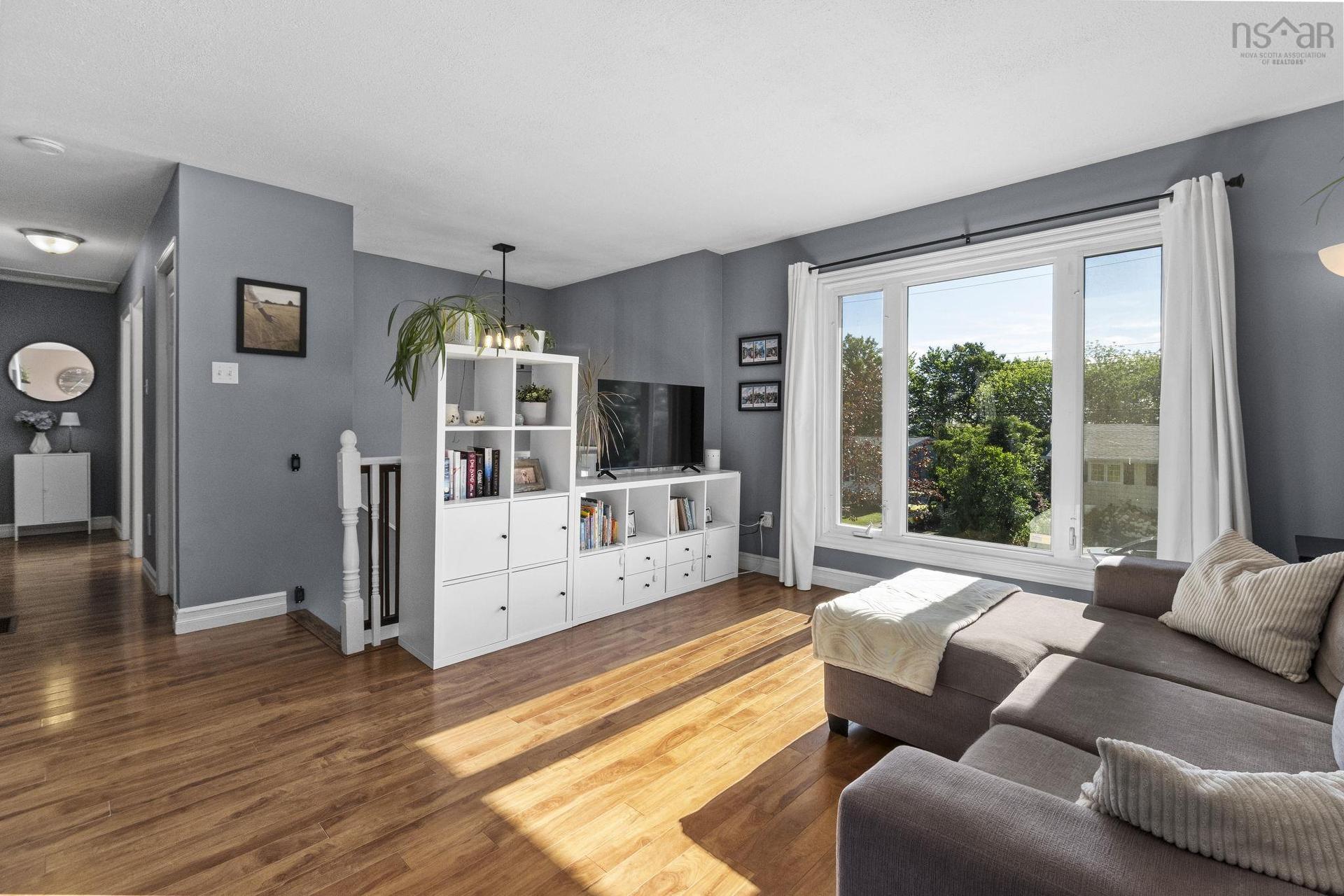 42 Paxton Drive, Cole Harbour, NS - Indoor Photo Showing Living Room