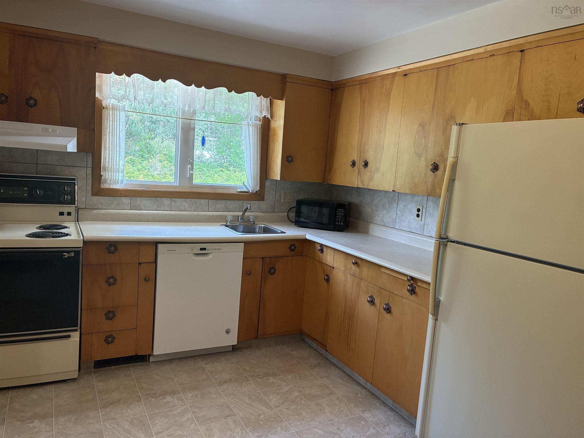 85 Brookside Branch Road, Brookside, NS - Indoor Photo Showing Kitchen