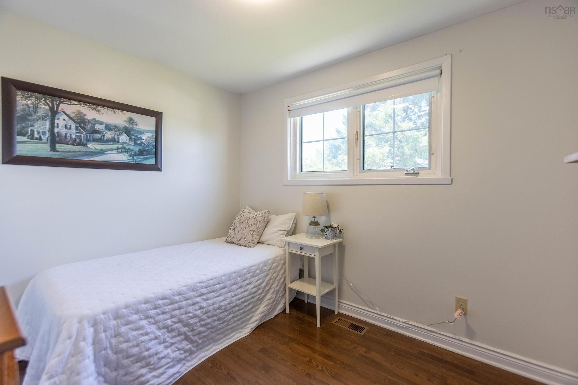 75 Willow Street, Amherst, NS - Indoor Photo Showing Bedroom