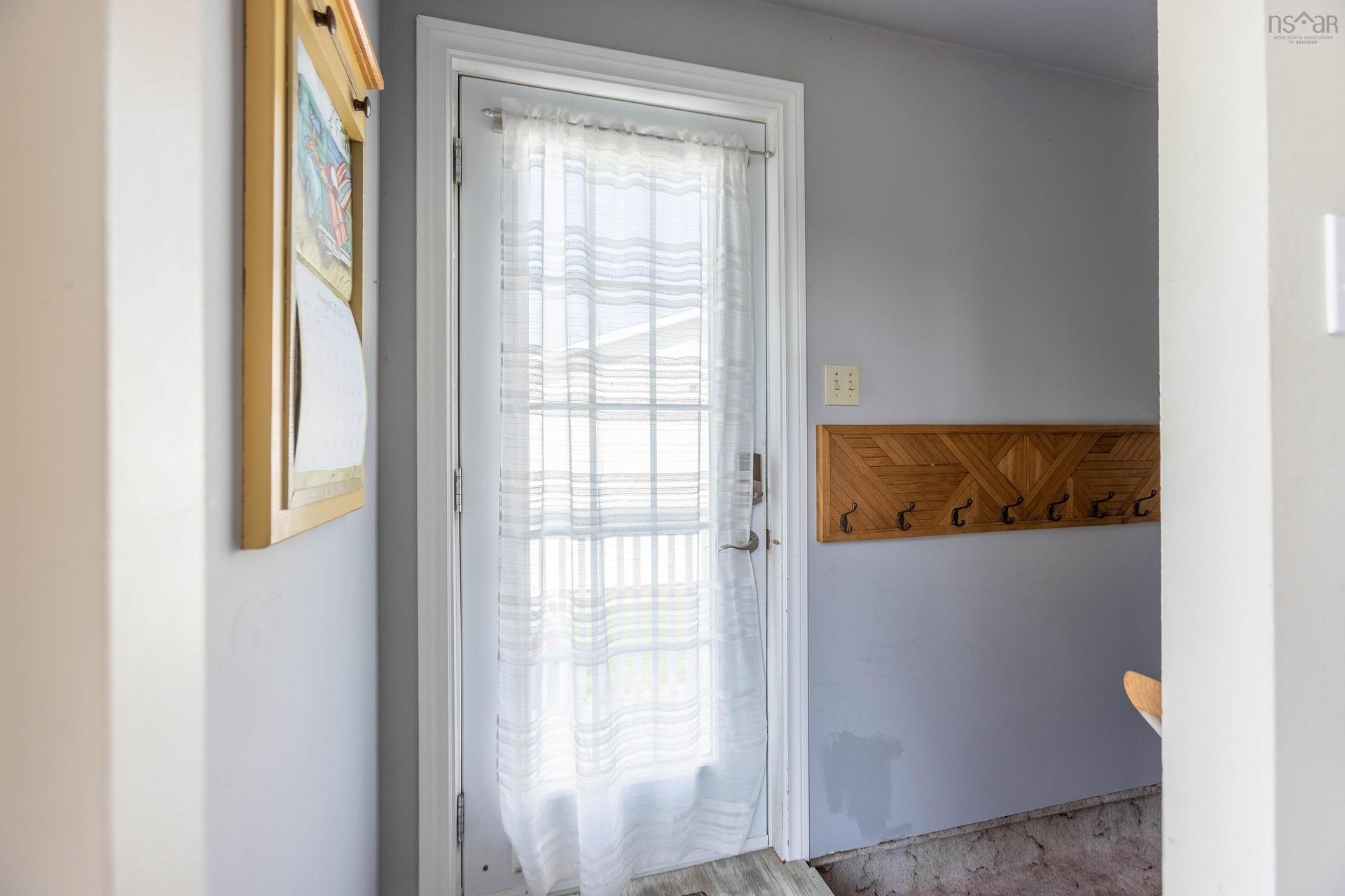 75 Willow Street, Amherst, NS - Indoor Photo Showing Other Room