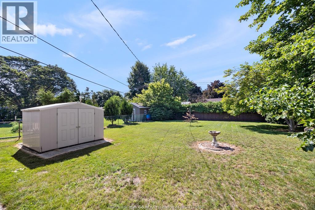 12 Gladstone, Leamington, ON - Outdoor
