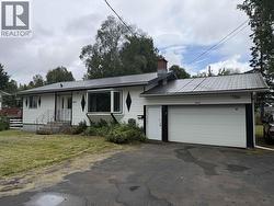 3633 EDEN DRIVE Prince George, BC V2K 2L5