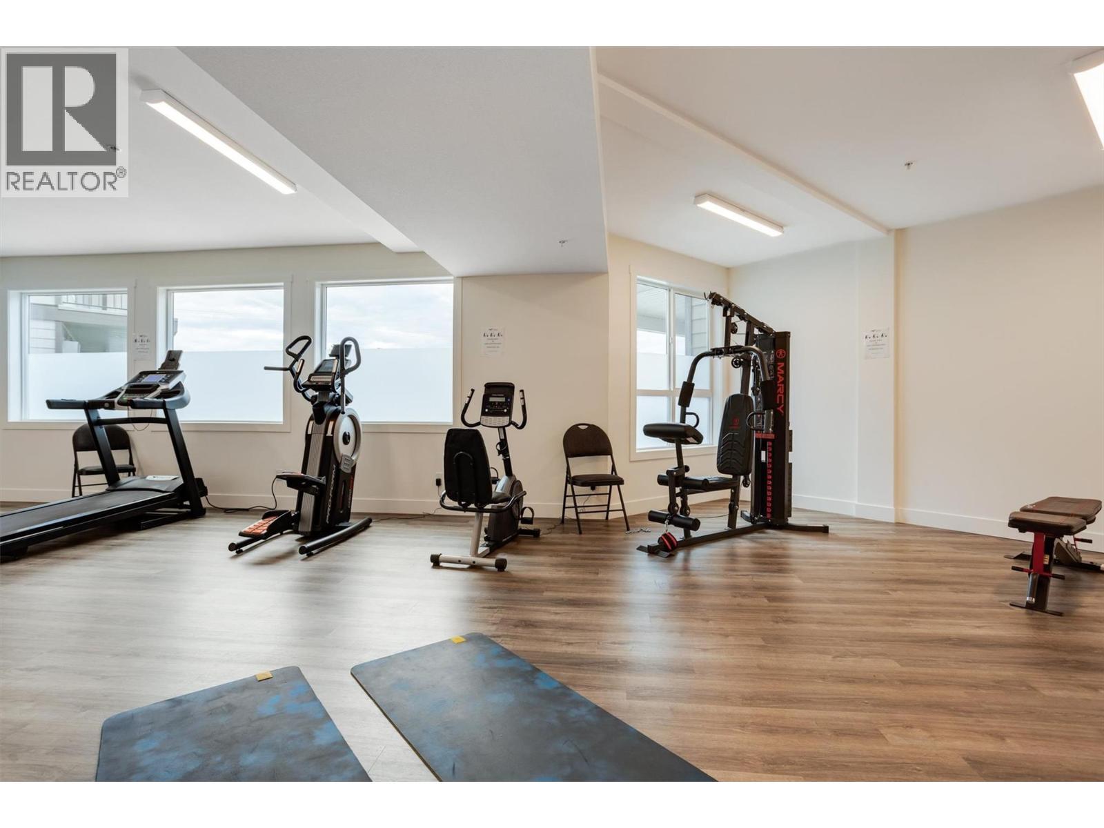 3090 Burtch Road Unit# 201, Kelowna, BC - Indoor Photo Showing Other Room