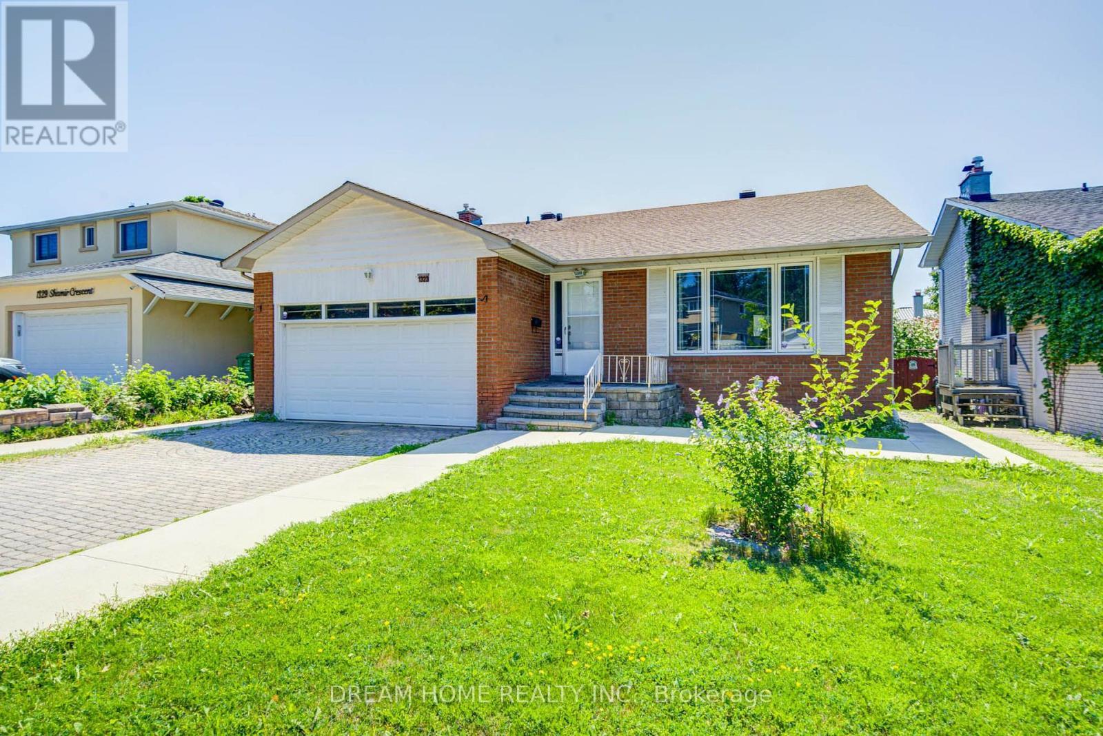 1323 Shamir Crescent, Mississauga, ON - Outdoor With Facade