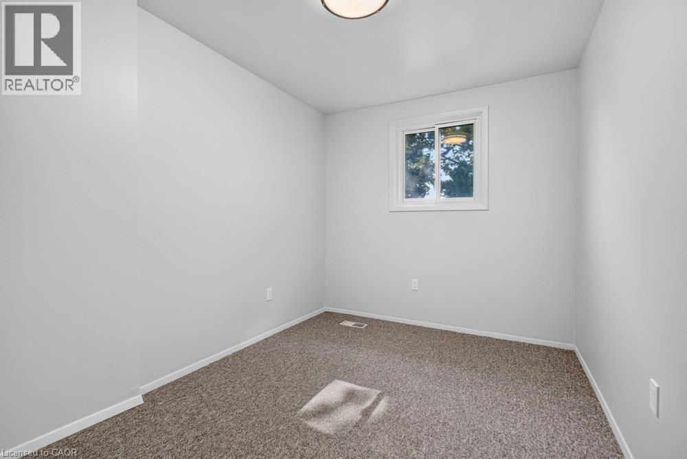 100 Quigley Road Unit# 85, Hamilton, ON - Indoor Photo Showing Other Room