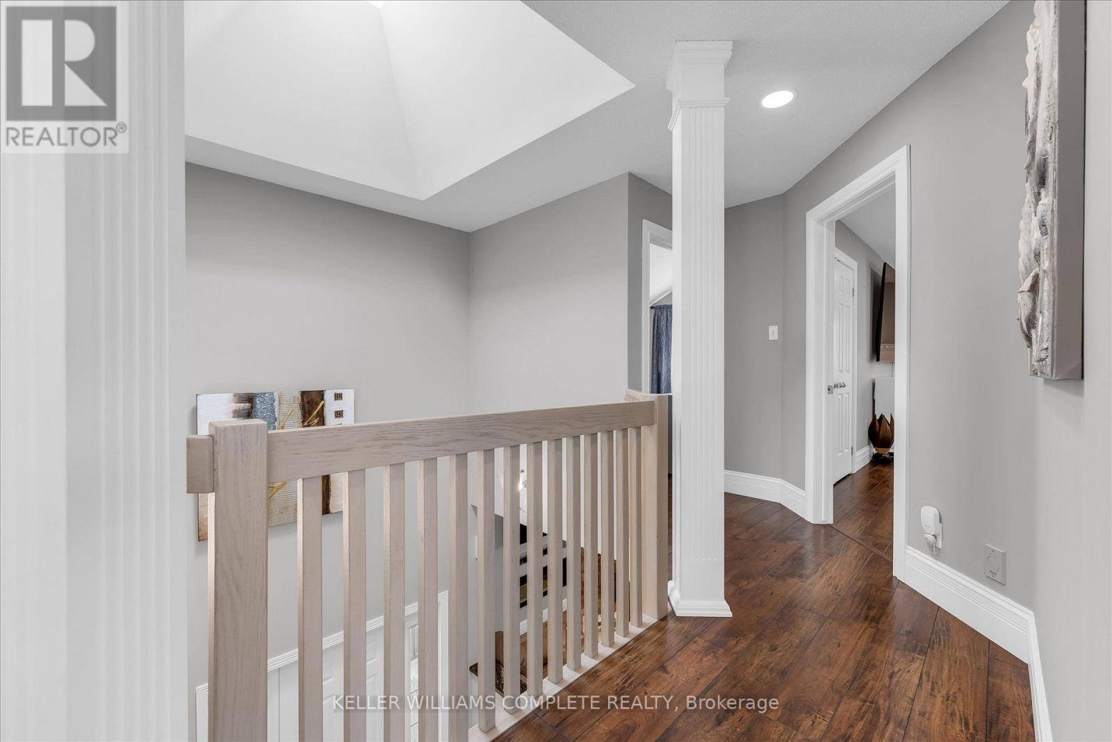 Hallway - 847 West 5Th Street, Hamilton, ON - Indoor Photo Showing Other Room