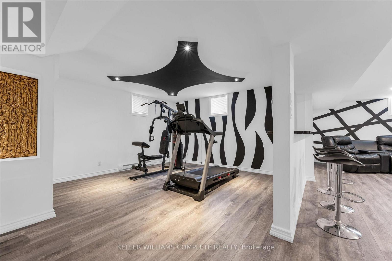 Gym area - 847 West 5Th Street, Hamilton, ON - Indoor Photo Showing Gym Room