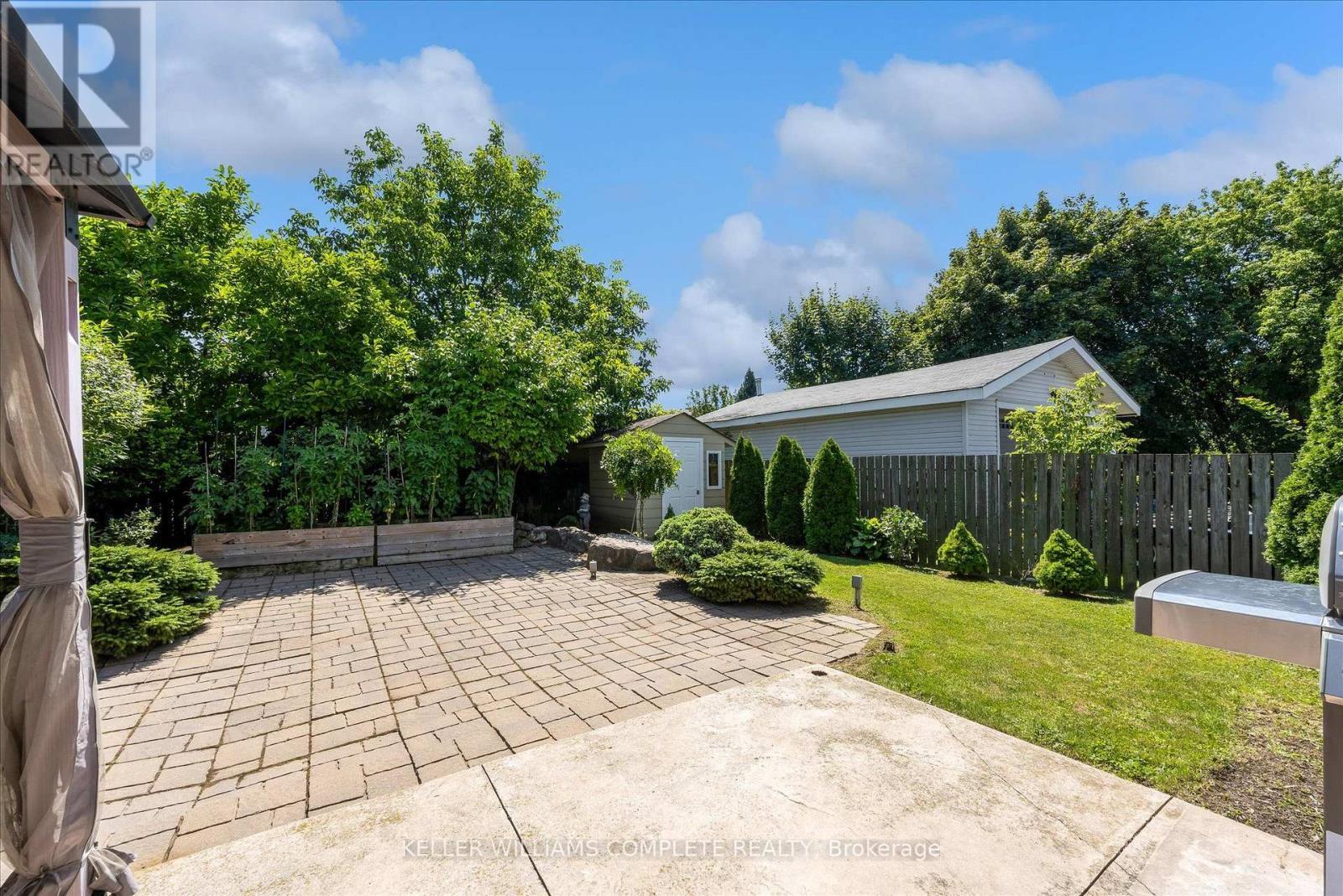 847 West 5Th Street, Hamilton, ON - Outdoor