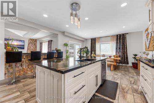 847 West 5Th Street, Hamilton, ON - Indoor Photo Showing Kitchen