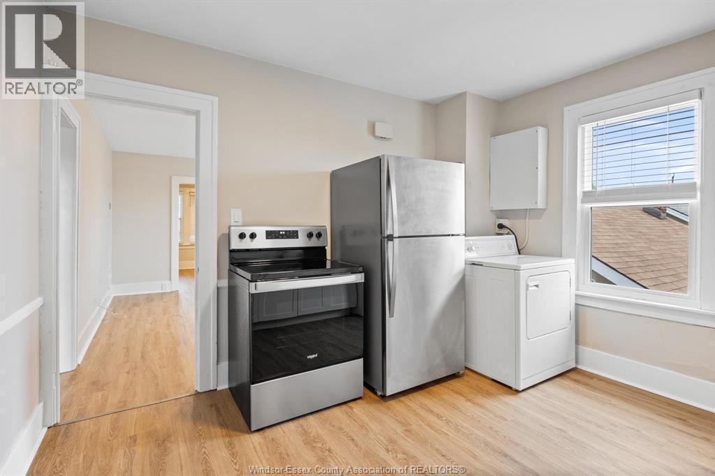 1358 Pierre Unit# Upper, Windsor, ON - Indoor Photo Showing Laundry Room