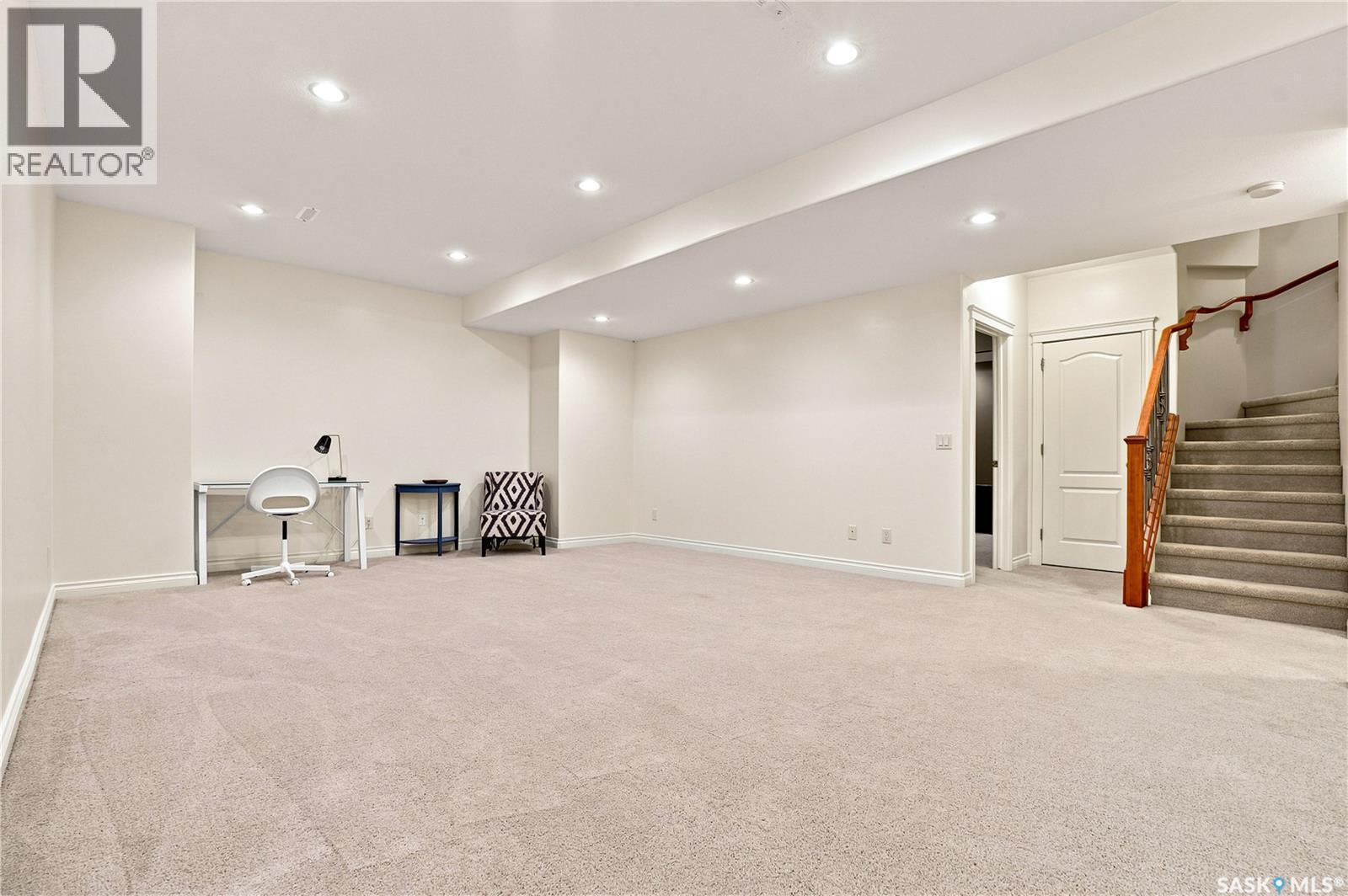 718 Brookhurst Lane, Saskatoon, SK - Indoor