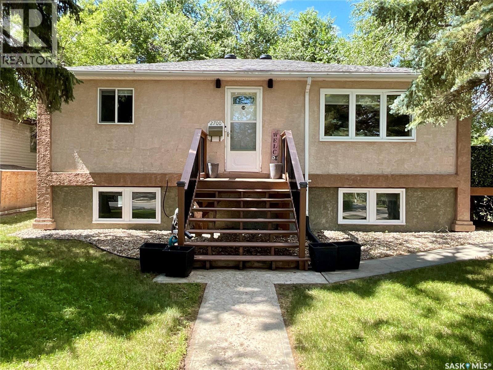 2700 Mcara Street, Regina, SK - Outdoor