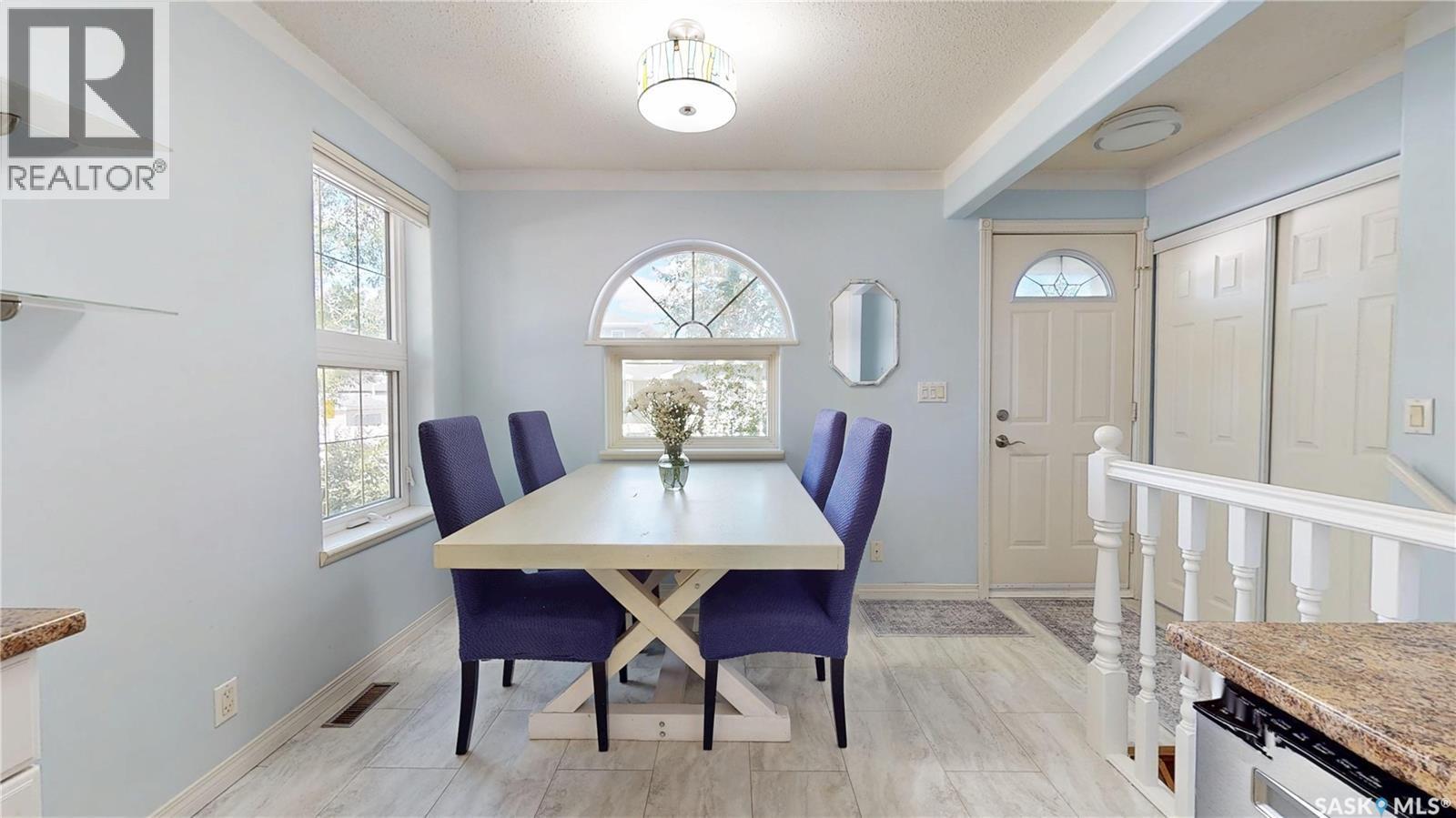 2700 Mcara Street, Regina, SK - Indoor Photo Showing Dining Room