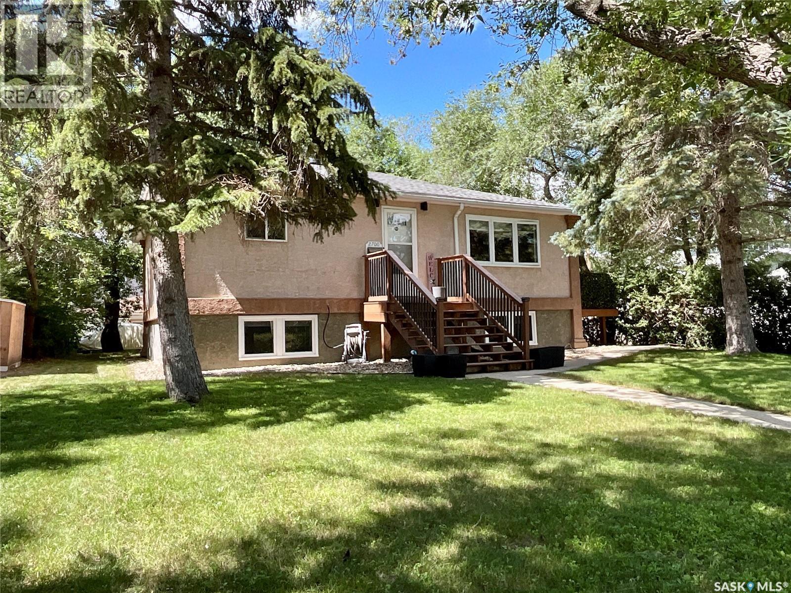 2700 Mcara Street, Regina, SK - Outdoor
