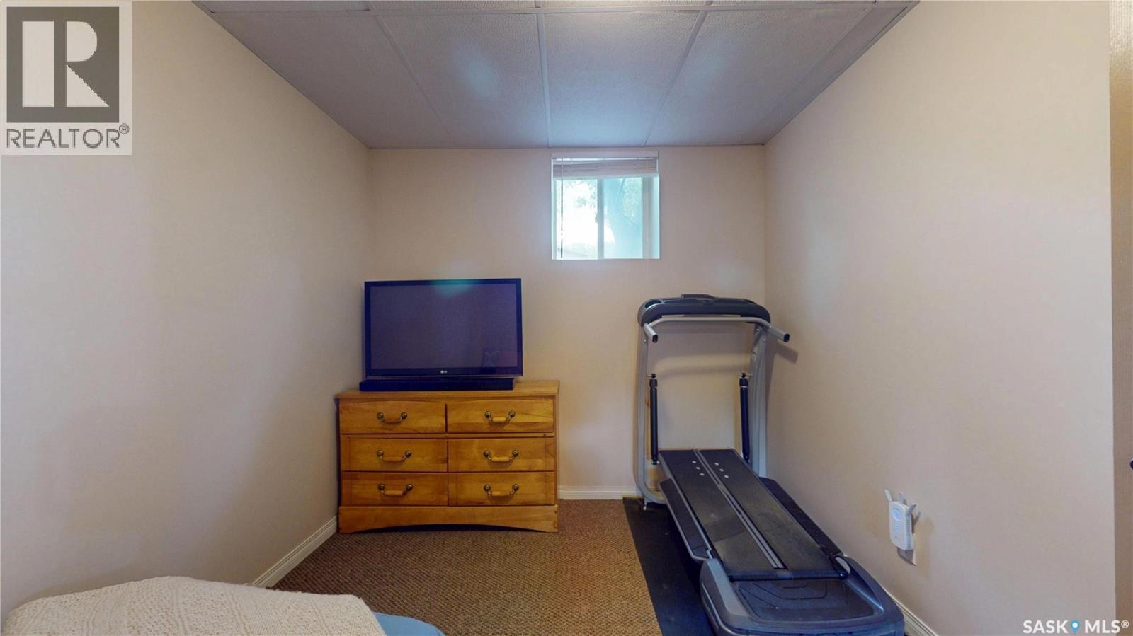 2700 Mcara Street, Regina, SK - Indoor Photo Showing Bedroom