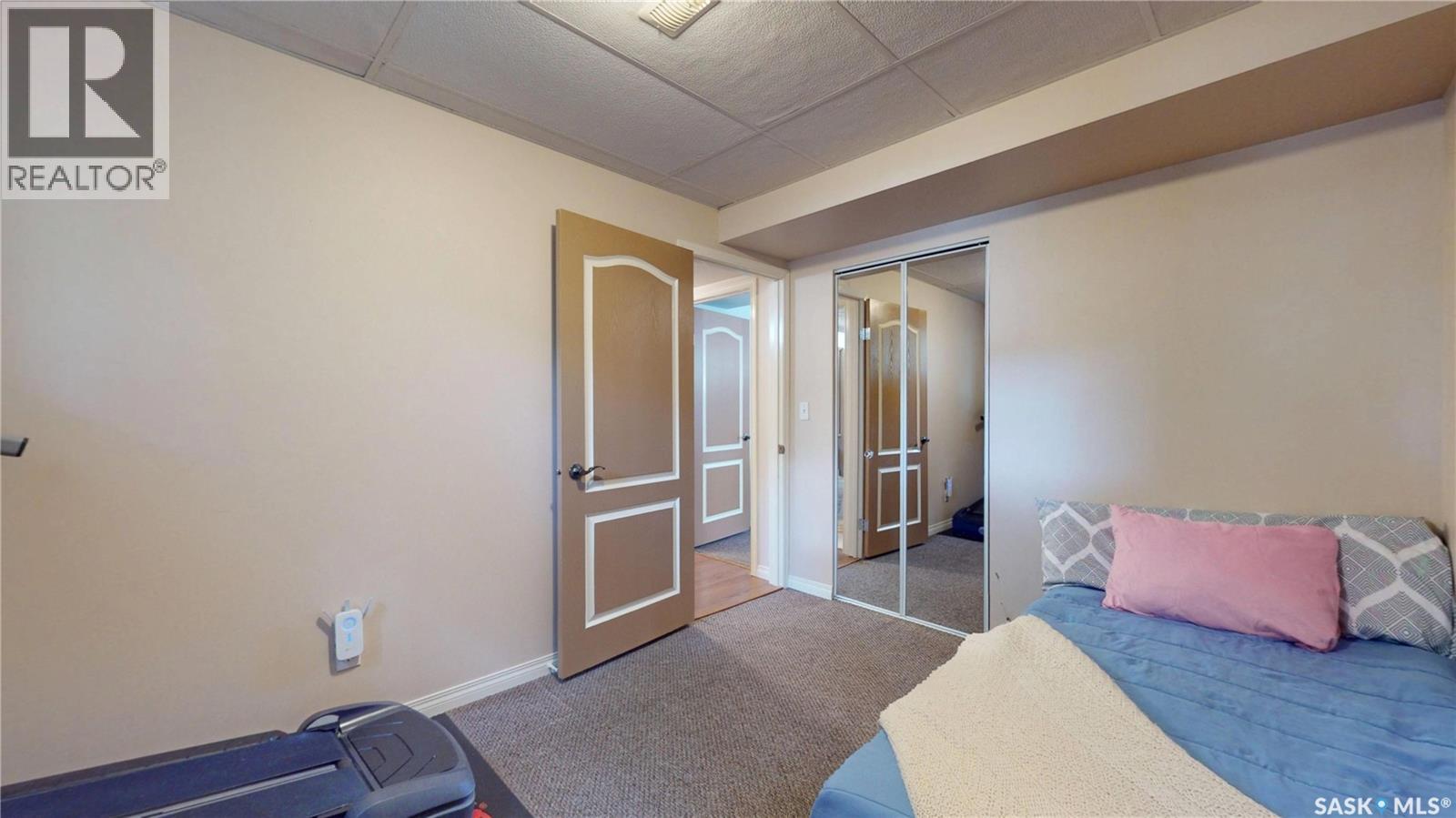 2700 Mcara Street, Regina, SK - Indoor Photo Showing Bedroom