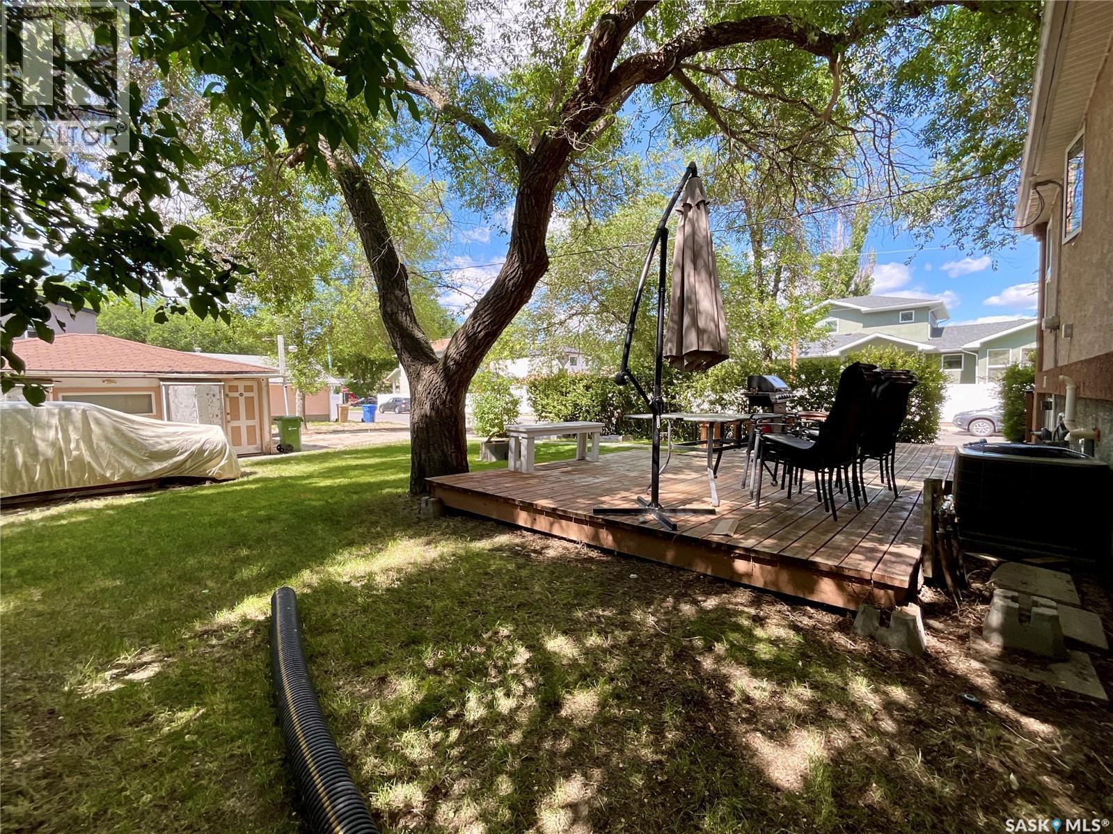 2700 Mcara Street, Regina, SK - Outdoor With Deck Patio Veranda