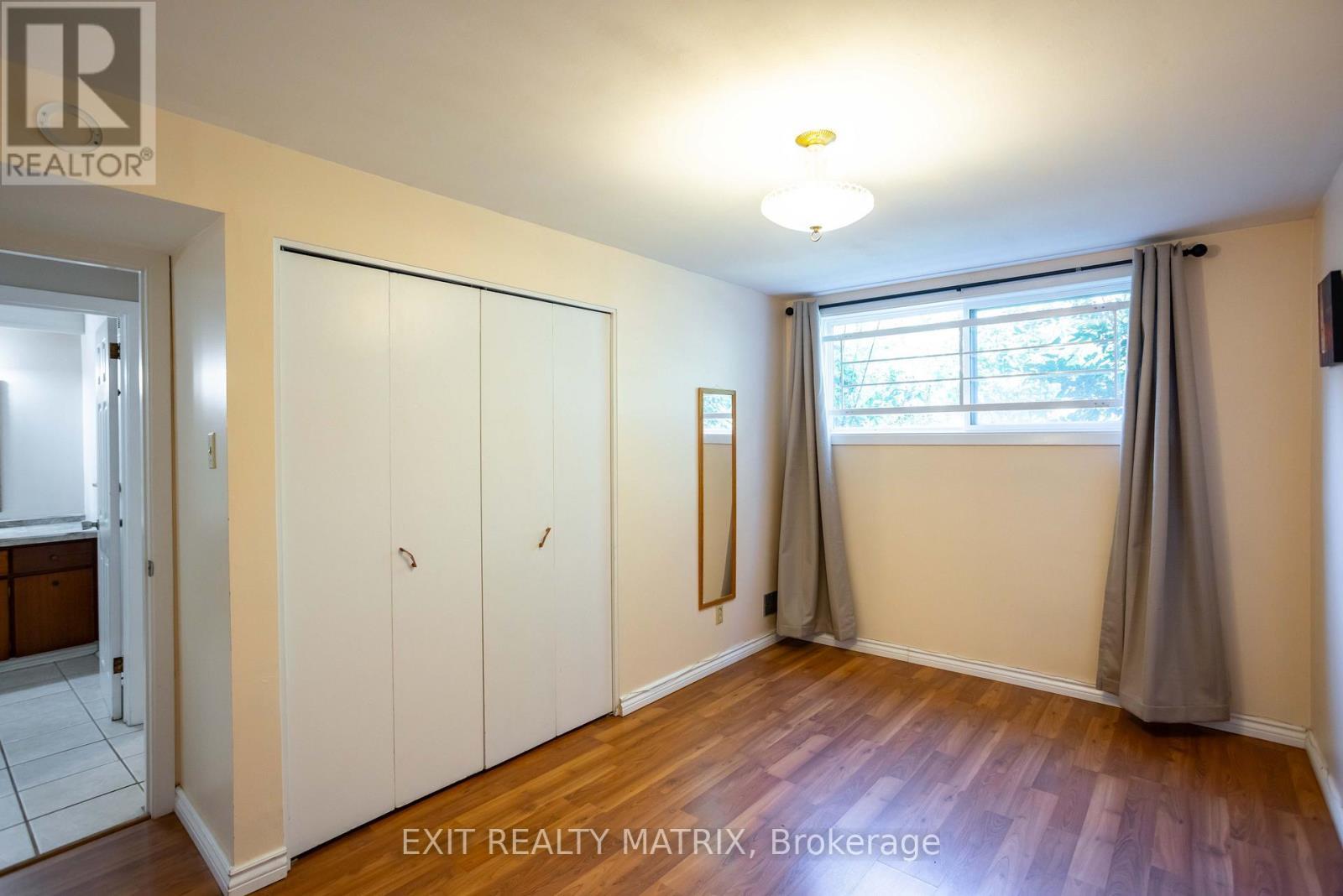 2064 St Laurent Boulevard, Ottawa, ON - Indoor Photo Showing Other Room