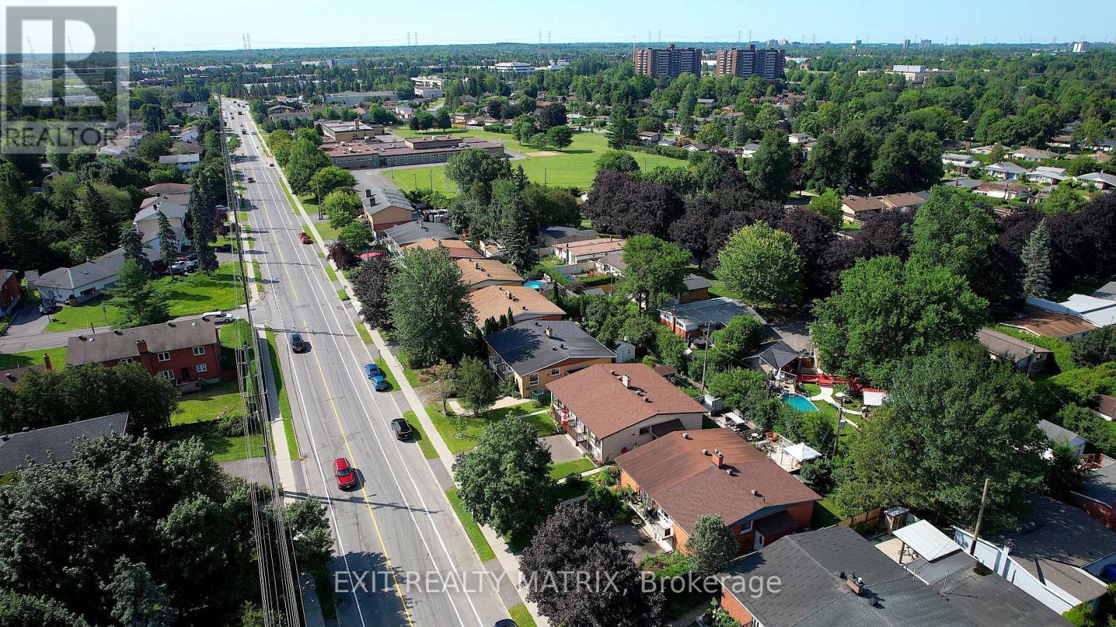 2064 St Laurent Boulevard, Ottawa, ON - Outdoor With View