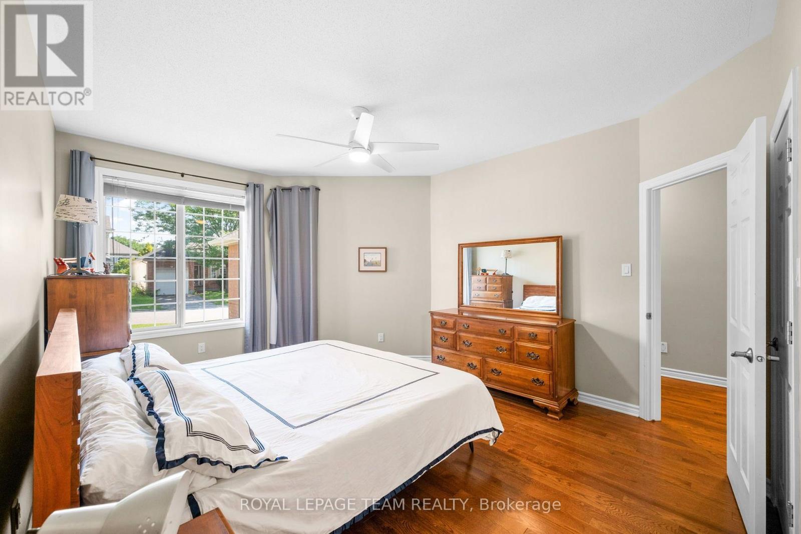 32 Trump Avenue, Ottawa, ON - Indoor Photo Showing Bedroom
