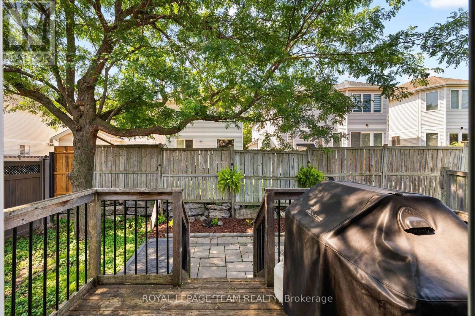 32 Trump Avenue, Ottawa, ON - Outdoor