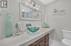 4 Piece Main Floor Bathroom - 