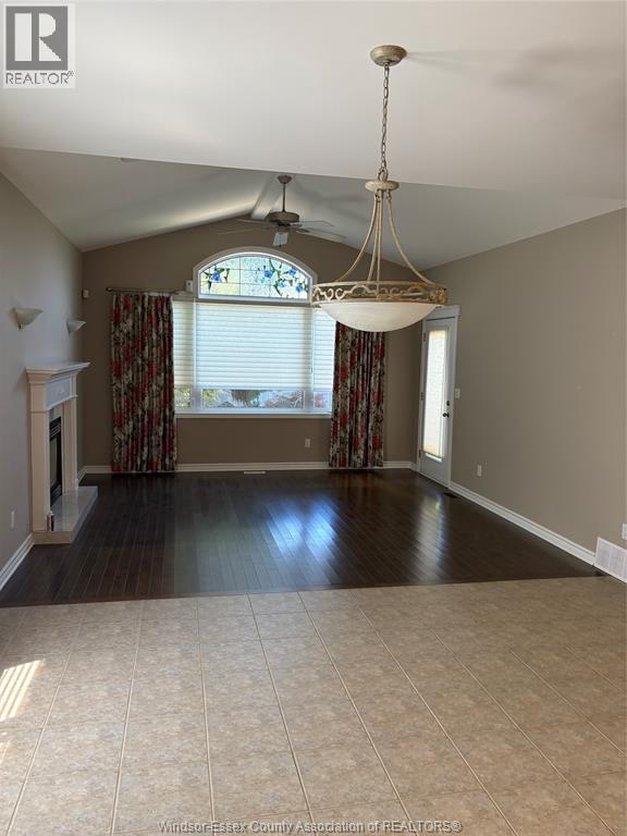1465 Poisson, Tecumseh, ON - Indoor Photo Showing Other Room