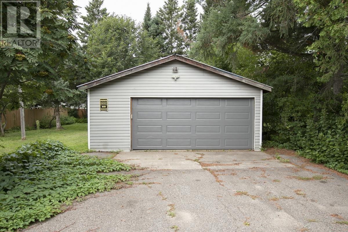 18 Eastern Ave, Sault Ste. Marie, ON - Outdoor