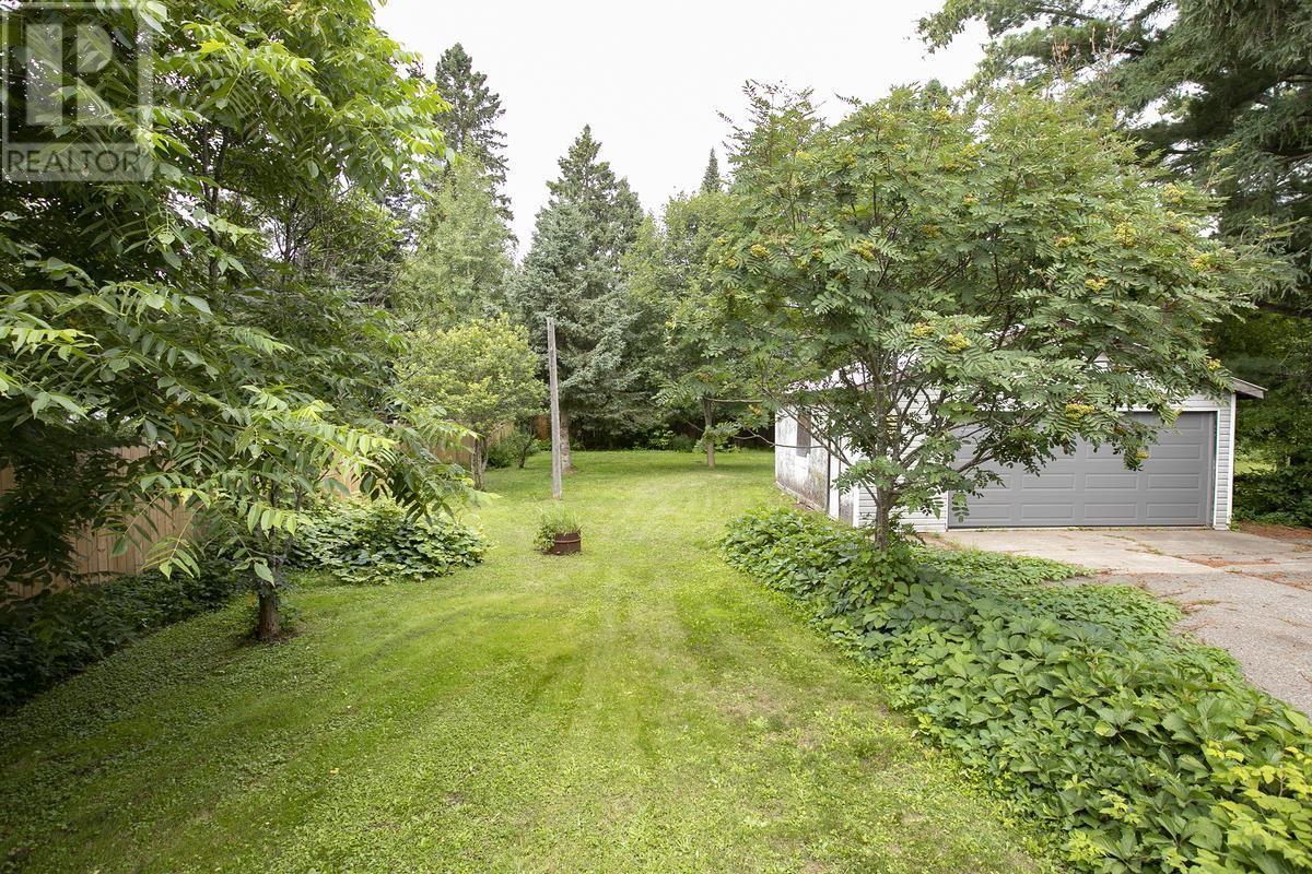 18 Eastern Ave, Sault Ste. Marie, ON - Outdoor