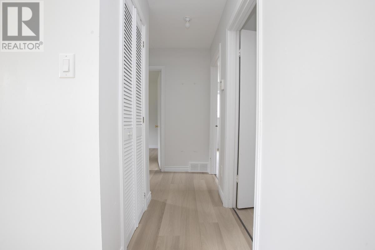 18 Eastern Ave, Sault Ste. Marie, ON - Indoor Photo Showing Other Room