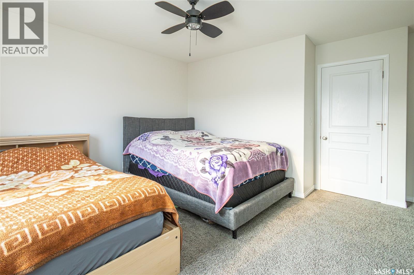 483 Coad Manor, Saskatoon, SK - Indoor Photo Showing Bedroom