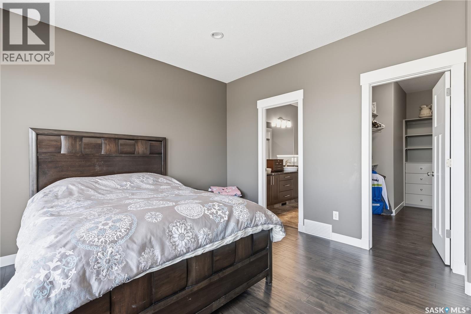 6024 Little Pine Loop, Regina, SK - Indoor Photo Showing Bedroom
