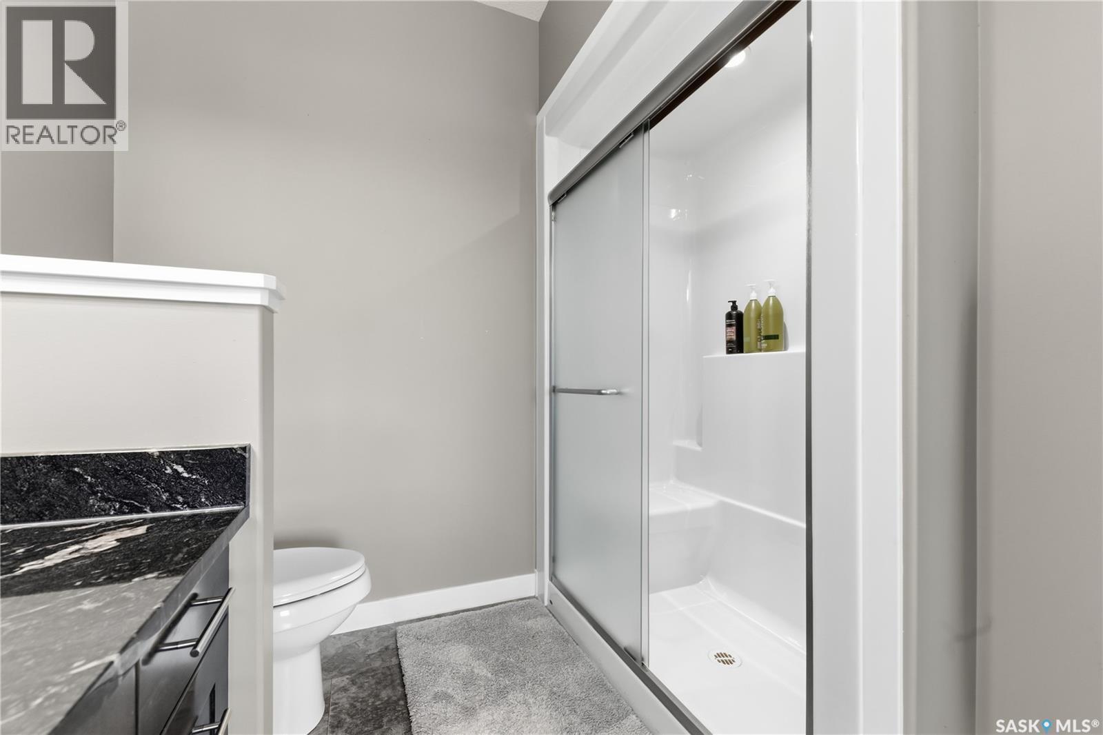 6024 Little Pine Loop, Regina, SK - Indoor Photo Showing Bathroom