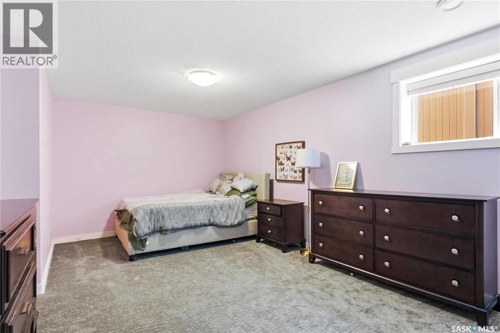 6024 Little Pine Loop, Regina, SK - Indoor Photo Showing Bedroom