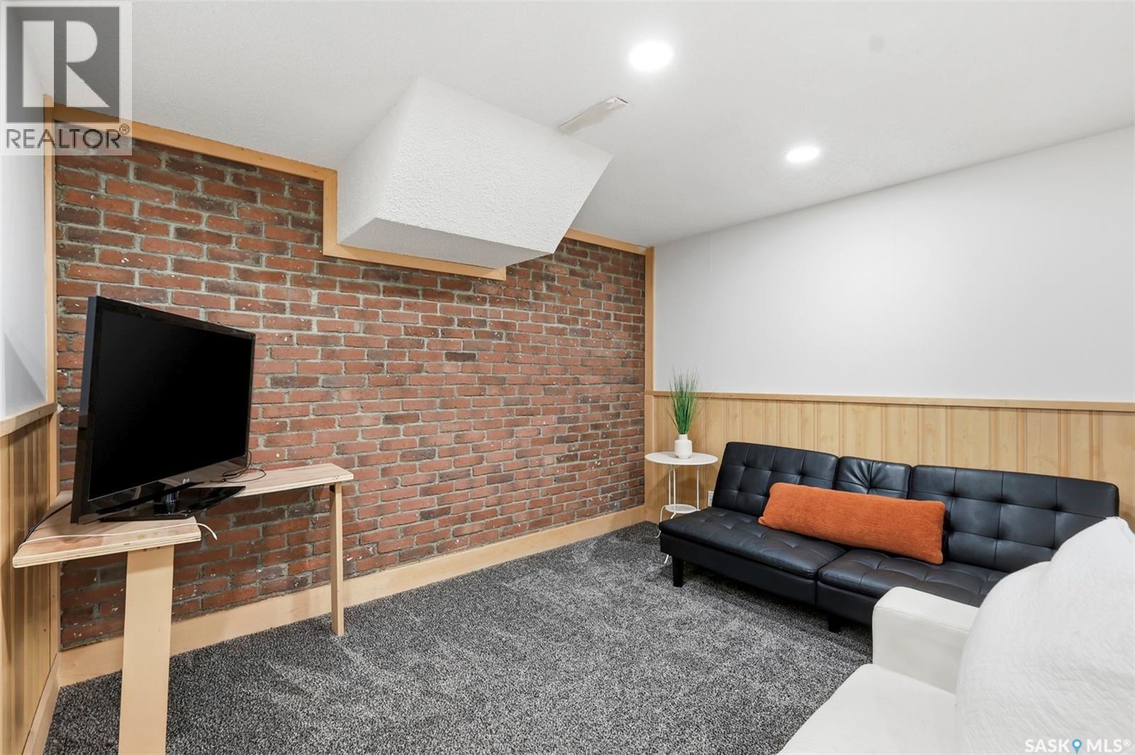 207 113Th Street W, Saskatoon, SK